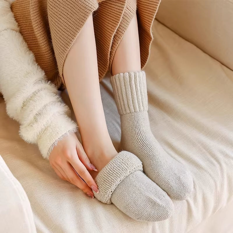1 Pairs Winter Thickened Wool Socks Women’S Breathable Comfortable Plush Low Tube Snow Socks Korean Simple Warm Cashmere Socks