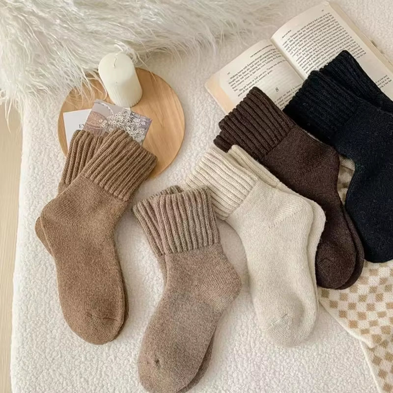 1 Pairs Winter Thickened Wool Socks Women’S Breathable Comfortable Plush Low Tube Snow Socks Korean Simple Warm Cashmere Socks